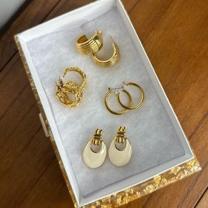 Vintage Gold Earrings Lot